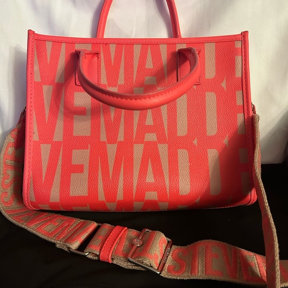 Steve Madden Coral and Beige Satchel - Picture 2 of 4